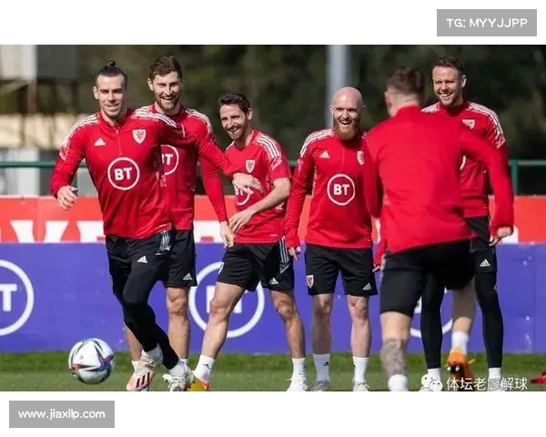 埃因青年与阿贾青年球队风格对比分析：从技术特点到战术布局探讨