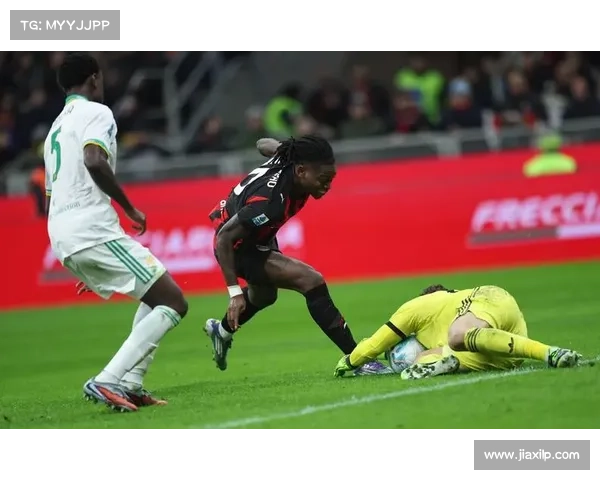 意甲赛季精彩回顾 AC米兰与罗马激战成焦点 双方对决引发无数热议